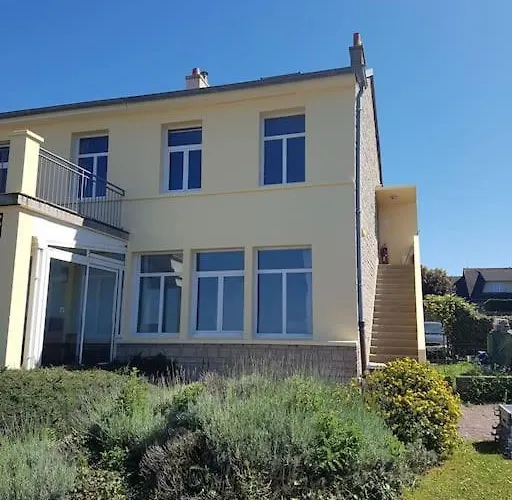 Duplex Les Pieds Dans L'eau Apartment *